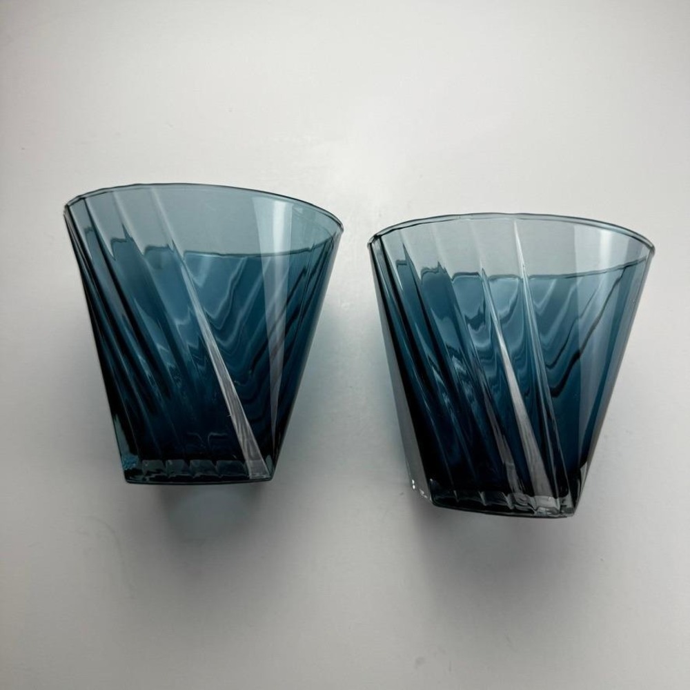 Maximilian Eicke Max ID NY VEE Tumbler Pair Blue Faceted Glass Barware Set of 2